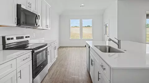 Kitchen - 502 S Cherry St, Beebe, AR 72012 photo 2 of 3