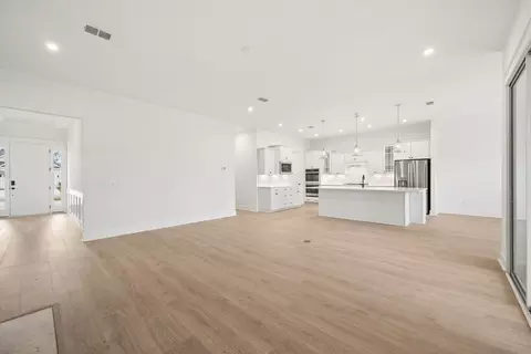 Living - 10 Java Plum St, Bluffton, SC 29909 photo 3 of 7