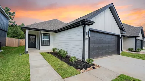 13621 Brook Trout Dr, Conroe, TX 77384