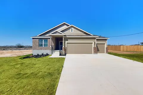 17512 Bigtooth Aspen Dr, Elmendorf, TX 78112