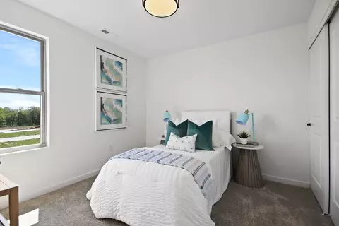 Bedroom - Talladega Dr, Ashland, MO 65010 photo 7 of 8