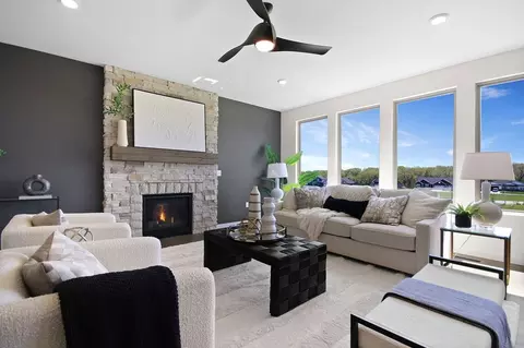 Living - Talladega Dr, Ashland, MO 65010 photo 3 of 6