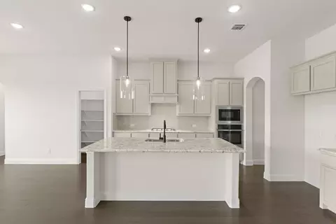 911 Allegro Ave, Forney, TX 75126