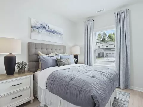 Bedroom - 5918 Fallowfield Ln, Raleigh, NC 27616 photo 5 of 14