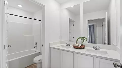 Bath - 10646 N Assembly St, Spokane, WA 99208 photo 1 of 3
