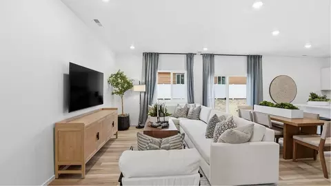 Living - 10646 N Assembly St, Spokane, WA 99208 photo 1 of 1