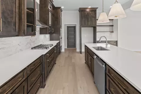 Kitchen - Landers Road, Madison, AL 35758 photo 7 of 11