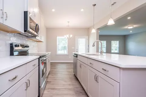 Kitchen - Bibb Garrett Rd, Tanner, AL 35671 photo 2 of 14