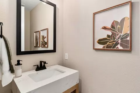 Bath - 11432 Wulstone Rd, Haslet, TX 76052 photo 10 of 10
