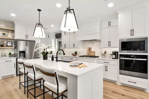 Kitchen - 11432 Wulstone Rd, Haslet, TX 76052 photo 7 of 7