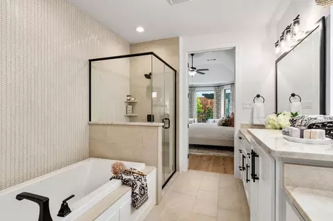 Bath - 11432 Wulstone Rd, Haslet, TX 76052 photo 6 of 10