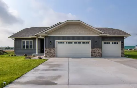 Exterior - 000 Summit Ave, Chippewa Falls, WI 54729 photo 1 of 4