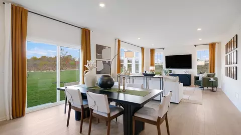 Dining - 621 Lismore Cir, Elgin, IL 60124 photo 1 of 1