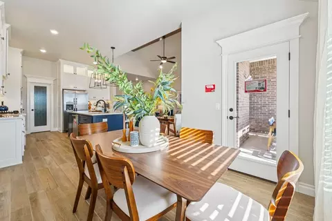 Dining - 932 Hydrangea Way, Edmond, OK 73034 photo 1 of 5