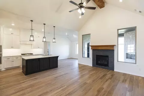 Living - 932 Hydrangea Way, Edmond, OK 73034 photo 1 of 21