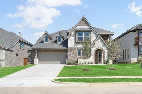 816 Condor St, Joshua, TX 76058