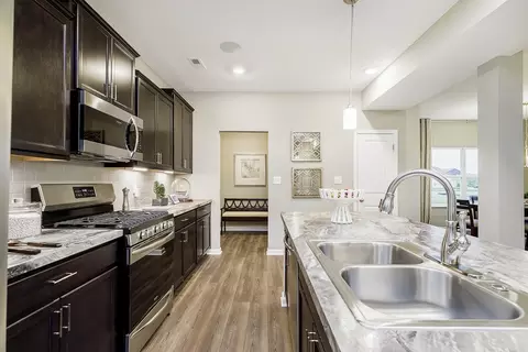 Kitchen - Arrowhead Dr, Piqua, OH 45356 photo 1 of 11