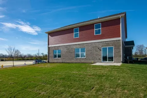 Exterior - Arrowhead Dr, Piqua, OH 45356 photo 22 of 23
