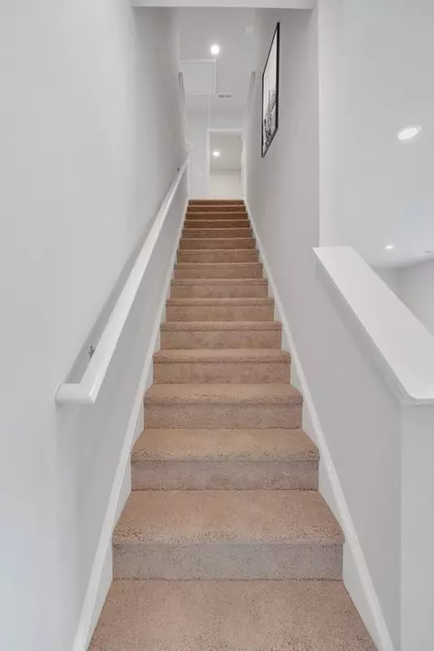 Entry Way - 618 Lovers Lane Rd, Calhoun, GA 30701 photo 2 of 4