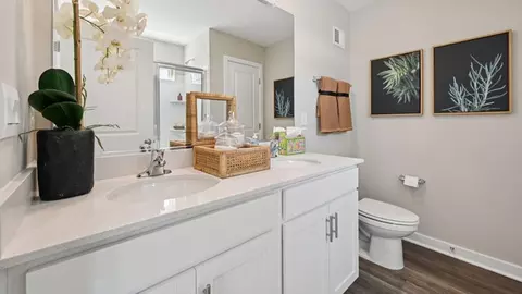 Bath - 1020 Goldenaster Way, Joppa, MD 21085 photo 4 of 12