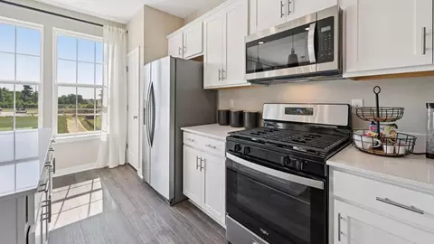 Kitchen - 1020 Goldenaster Way, Joppa, MD 21085 photo 5 of 13