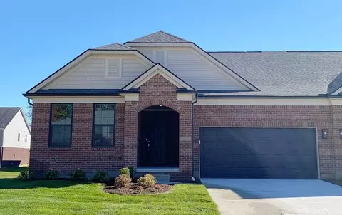 55789 Oak Pointe Dr, Shelby Township, MI 48315