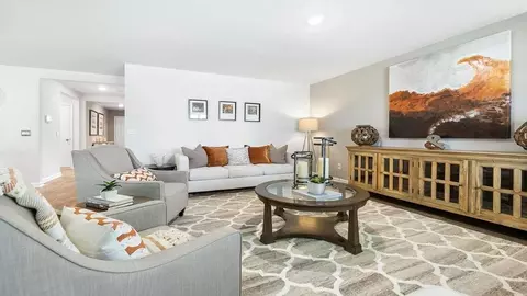 Living - 102 Buckeye Rd, Guyton, GA 31312 photo 1 of 3