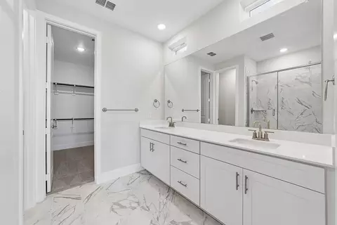 Bath - 3093 Eleanor Dr, Prosper, TX 75078 photo 1 of 6