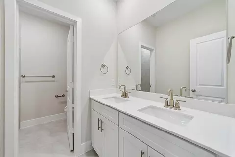 Bath - 3093 Eleanor Dr, Prosper, TX 75078 photo 4 of 6