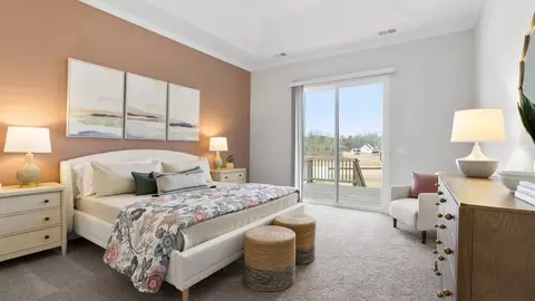 Bedroom - 1017 Alder Pond Dr, Campobello, SC 29322 photo 2 of 4