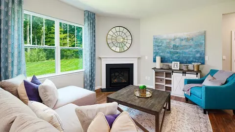 Living - 28 Wheatfield Rd, Fletcher, NC 28732 photo 1 of 2