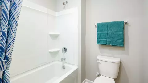 Bath - 28 Wheatfield Rd, Fletcher, NC 28732 photo 6 of 7