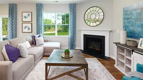 Living - 28 Wheatfield Rd, Fletcher, NC 28732 photo 2 of 2