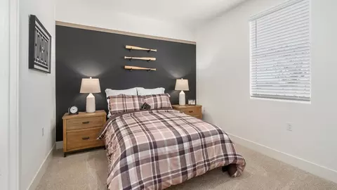 Bedroom - 9005 Winding Stream Ave, Bakersfield, CA 93311 photo 6 of 7