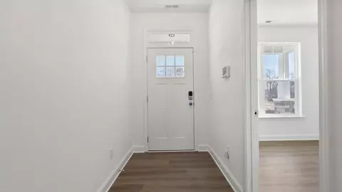 Entry Way - 617 River Trace Loop, Simpsonville, SC 29680 photo 2 of 5