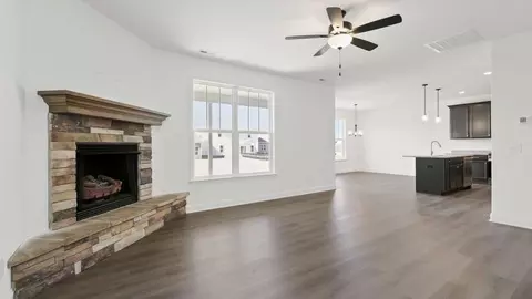 Living - 617 River Trace Loop, Simpsonville, SC 29680 photo 3 of 4
