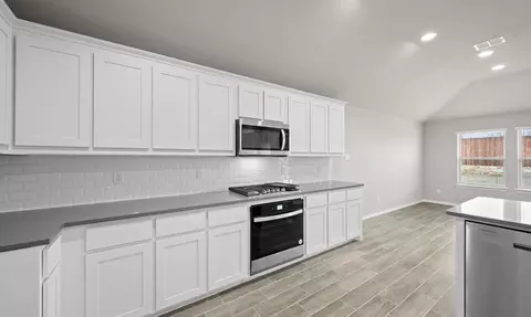 Kitchen - 701 Stone Eagle Dr, Azle, TX 76020 photo 3 of 5