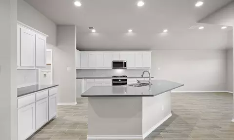 Kitchen - 701 Stone Eagle Dr, Azle, TX 76020 photo 2 of 5