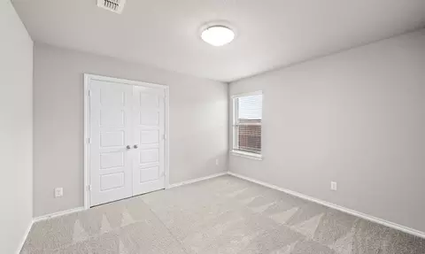 Bedroom - 701 Stone Eagle Dr, Azle, TX 76020 photo 5 of 9