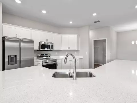 Kitchen - Marion Oaks Lane, Ocala, FL 34473 photo 3 of 7