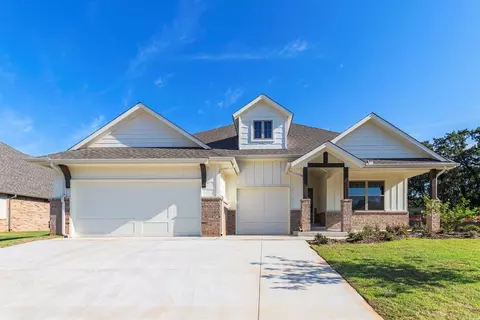 10237 Acorn Ridge Rd, Edmond, OK 73034