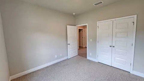 Bedroom - 453 Piney Dr, Pearl, MS 39208 photo 5 of 15