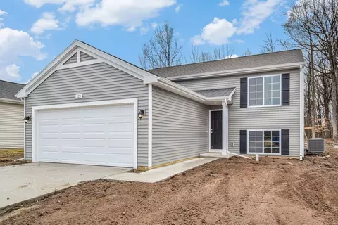 3163 Wild Orchid Ln, Burton, MI 48519