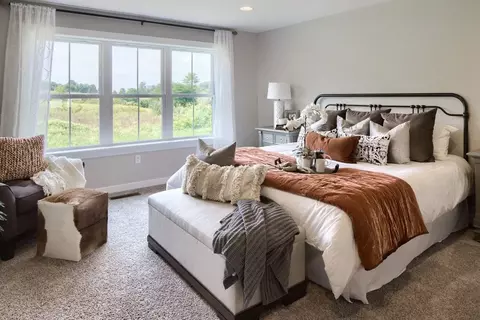 Bedroom - 489 Darrow Rd, York, PA 17404 photo 1 of 15