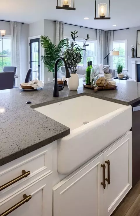 Kitchen - 489 Darrow Rd, York, PA 17404 photo 7 of 74