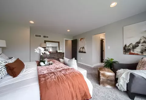 Bedroom - 489 Darrow Rd, York, PA 17404 photo 2 of 15
