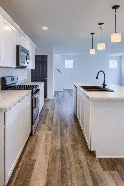 Kitchen - 489 Darrow Rd, York, PA 17404 photo 43 of 74