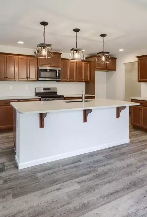 Kitchen - 489 Darrow Rd, York, PA 17404 photo 46 of 74