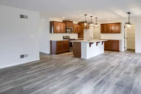 Living - 489 Darrow Rd, York, PA 17404 photo 9 of 20