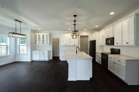 Kitchen - 489 Darrow Rd, York, PA 17404 photo 56 of 74
